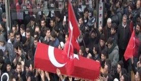 Binler tarafından uğurlandı