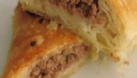 Etli gerdan böreği nasıl yapılır?