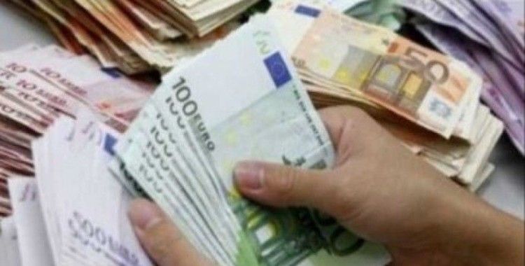 Döviz rezervi 1.4 milyar dolara düştü  