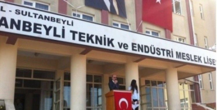 Sultanbeyli Çok Programlı Lisesi'ne nasıl giderim ?