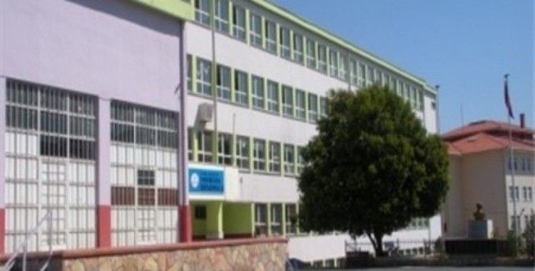 Yenibosna İlkokulu'na nasıl giderim ?