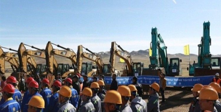 Yeni havaalanına giden otoban yolunun inşaat çalışması başladı