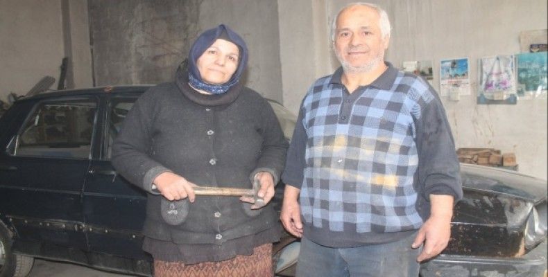 Evde eş, tamirhanede çırak