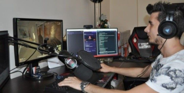 Oyun oynayarak binlerce lira kazanıyorlar