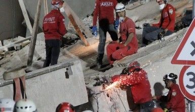 Tüm dünyadan İzmir için destek mesajları yağdı
