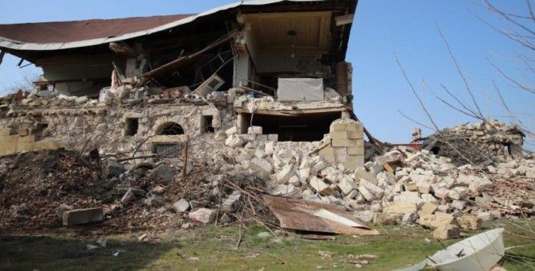 Zerda dizisinin çekildiği konak depemde yerle bir oldu