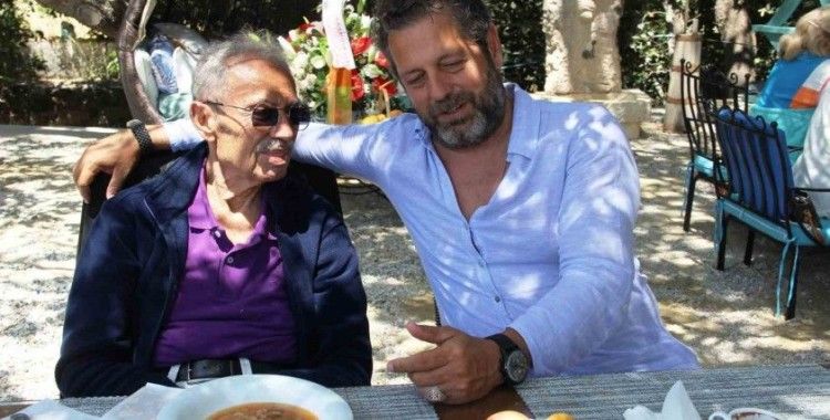 Bora Gencer “Babama kalp masajı yaptım ama kurtaramadık”