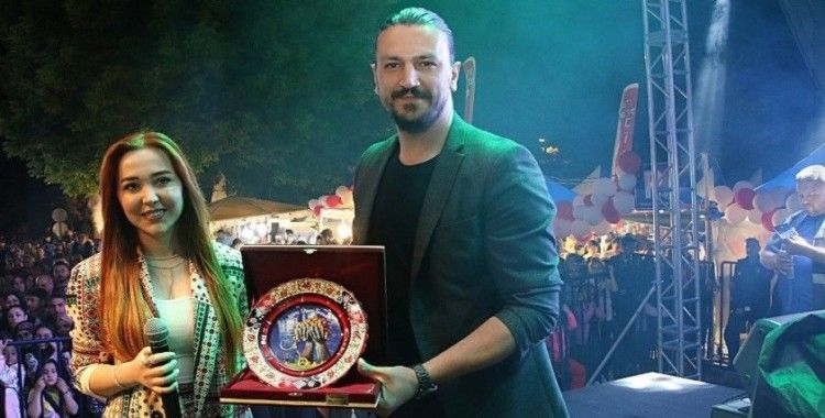 Şarkıcı Nigar Muharrem, Tavşanlılıları coşturdu