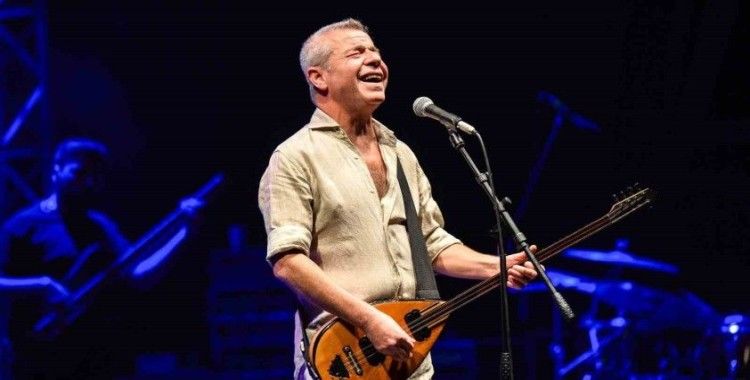 Levent Yüksel 30. yıla özel Senfonik Orkestrası ile konser verecek