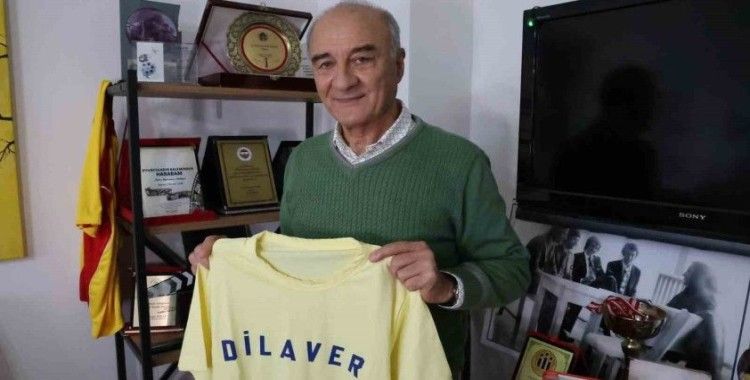 Hababam Sınıfı’nın Dilaver’i depremde ağır hasar alan evinden kurtarabildiği hatıralarıyla hayata yeniden başladı