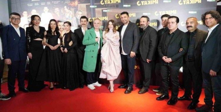 Yılın iddialı komedi filmi C Takımı’na eğlenceli gala