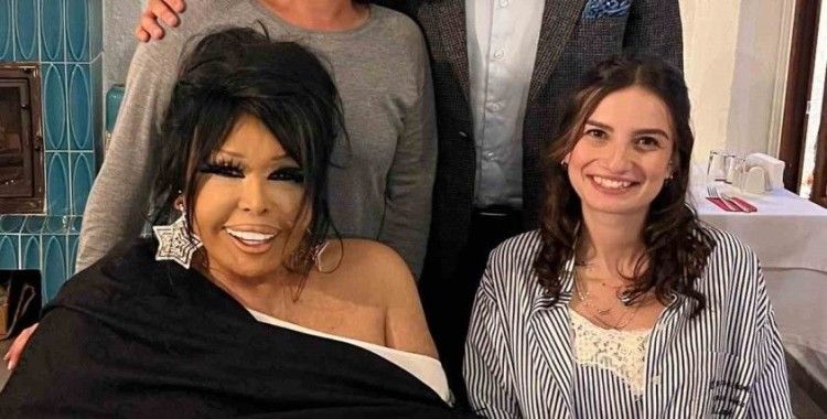 Sahnelerin Diva’sından Mandalinci’ye tebrik