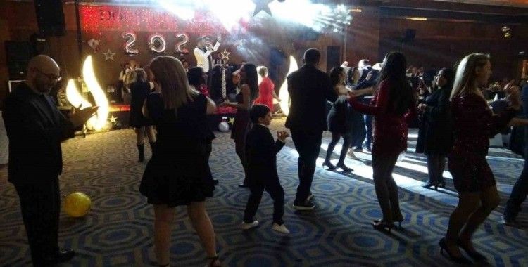 Van’da yeni yıl coşkuyla kutlandı
