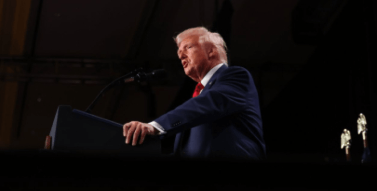 Trump: 'Uçakla çarpışan helikopter çok yüksekte uçuyordu'