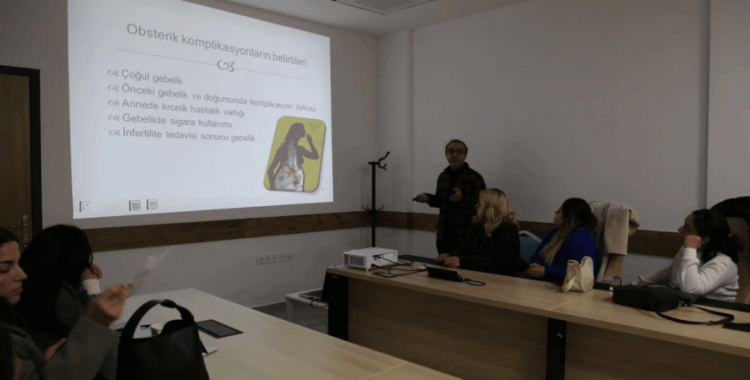 Diyarbakır'da ebe ve hemşirelere acil obstetrik bakım eğitimi verildi