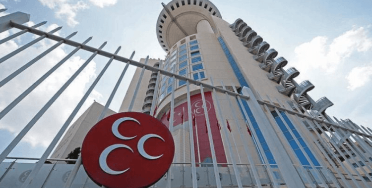 MHP: Erbakan taziye aramasına dönüş yapmadı
