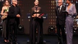 Altın Portakal’da Onursal Nişan alan Saadet Işıl Aksoy ‘Confidente’ filmi ile Berlin’de
