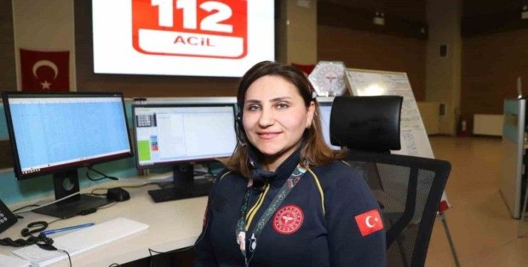 Paramediğin telefonla verdiği acil müdahale talimatı bebeğin hayatını kurtardı