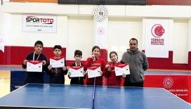 SANKO Okulları masa tenisinde şampiyon oldu
