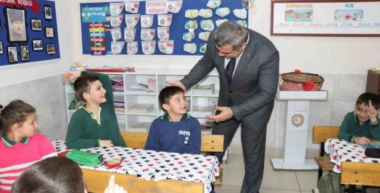 Sünnetci, öğrencilerle buluştu