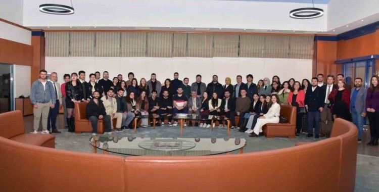 MSKÜ Rektörü Kaçar, öğrenci topluluklarıyla iftarda buluştu