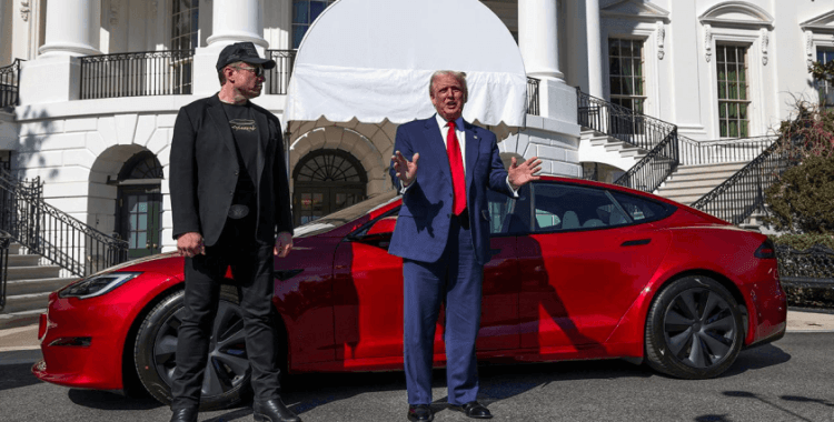 ABD Başkanı Trump'tan 'Tesla saldırıları'na karışanlara 20 yıla kadar hapis cezası uyarısı