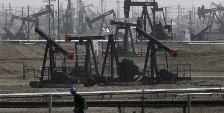 Brent petrol 4 yıl sonra tarihi düşüş yaşadı: Brent petrol neden düşüyor?