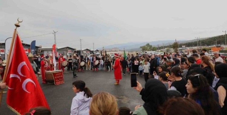 Hatay’da mehteran takımı bayramı renklendirdi