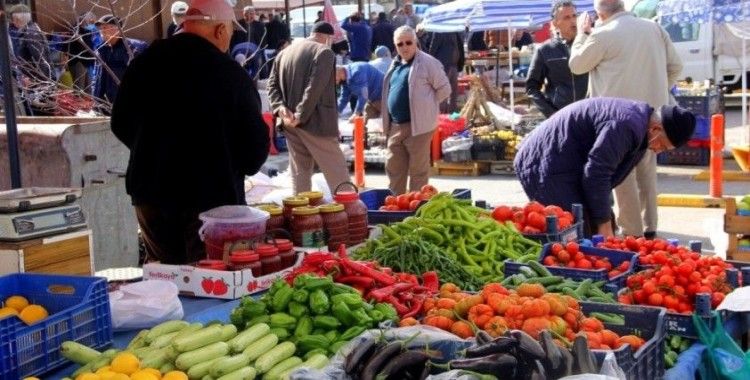 Hizmet üretim endeksi yıllık yüzde 1,2 arttı