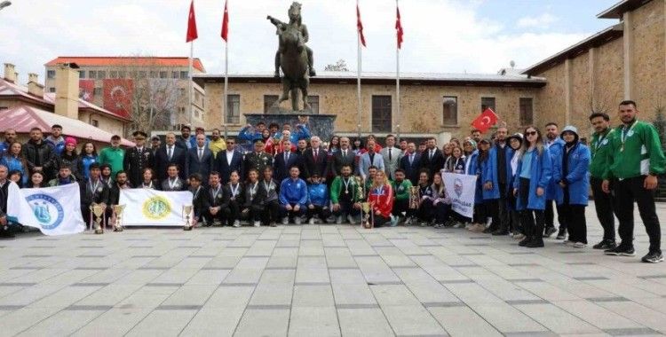 Raftingin şampiyonları belli oldu