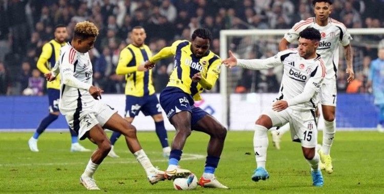 Fenerbahçe’de hedef derbiyi kazanarak yarışı sürdürmek