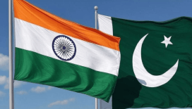 Hindistan, Pakistan'a füzelerle saldırdı