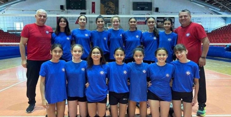 Söke Voleybol Takımı Midi Kızlar’da Türkiye Finallerine yükseldi