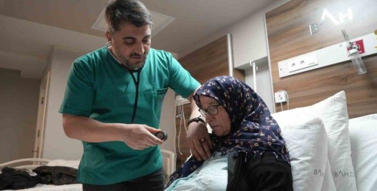 Karadeniz’de ilk: Ciddi kalp kapak kaçağı olan hasta ’mandallama’ yöntemiyle sağlığına kavuştu