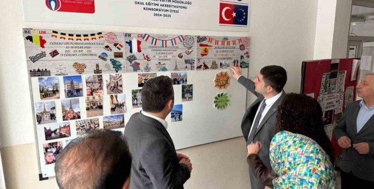 Alaçam’da fen ve sosyal bilimler programı sınıfı açıldı