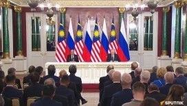 Putin, Malezya Başbakanı İbrahim ile görüştü