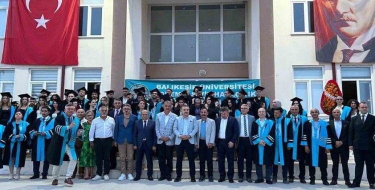 Balıkesir Üniversitesi Edremit Havacılık Yüksek Okulu’nda Mezuniyet Töreni