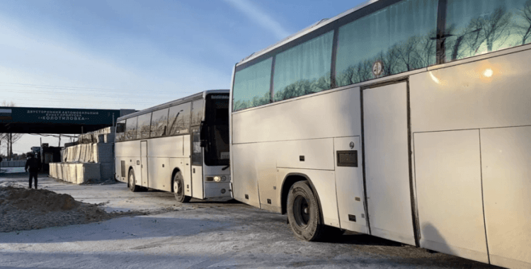 İstanbul'daki anlaşma uyarınca Rusya ve Ukrayna arasında büyük takas gerçekleşti