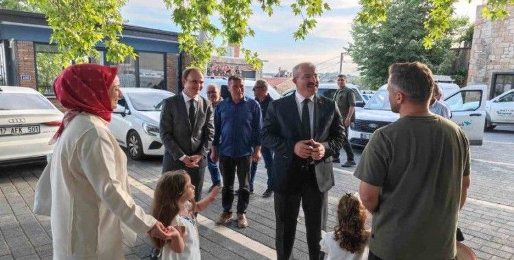 Vali Toraman Kayalar köyü sakinleriyle buluştu
