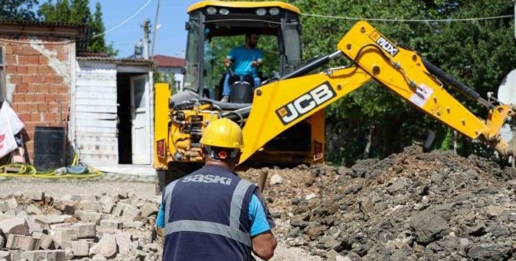 Mekece Mahallesi’nin 2 bin metrelik içme suyu hattı yenileniyor