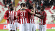 FIFA duyurdu: Süper Lig takımı 3 dönem transfer yasağı cezası aldı