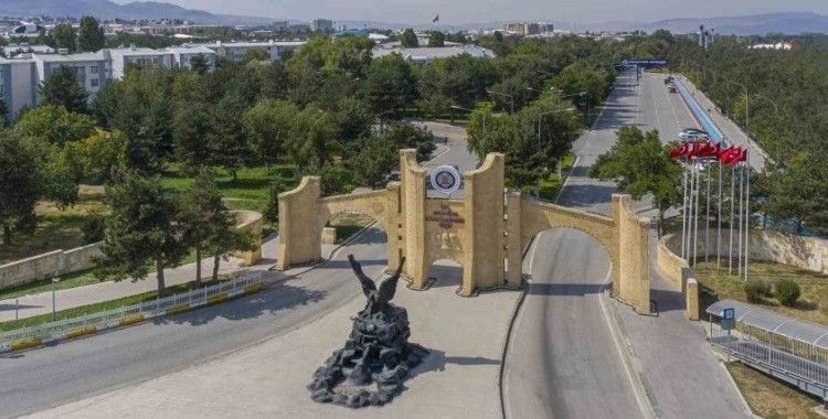 Atatürk Üniversitesinden DUS’ta büyük başarı
