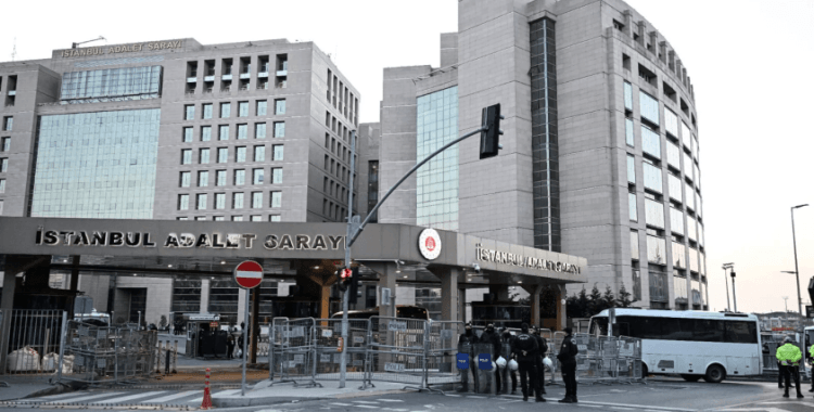 İBB'ye yönelik 4. dalga soruşturmasında KİPTAŞ Genel Müdürü Ali Kurt dahil 7 kişi tutuklandı
