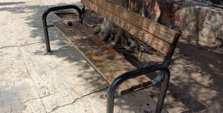 Mersin’de belediyenin park ve yeşil alanları tahrip edildi
