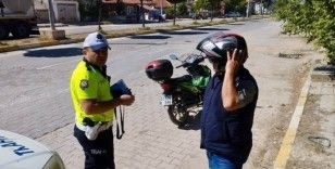 Sinanpaşa’da motosiklet sürücülerine yönelik denetimi
