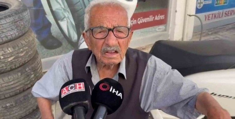 Mahsur kalan yaşlı adamı polisler sırtında taşıdı