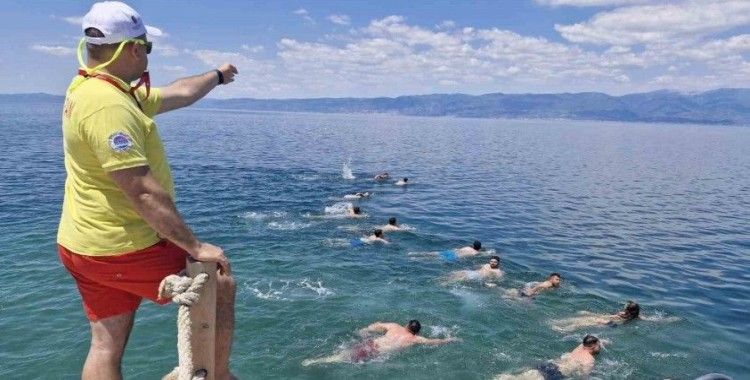 Balıkesir’de cankurtaranlar yaz sezonuna hazır