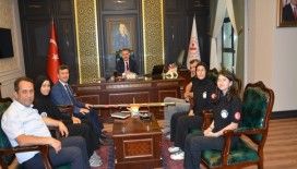 Kaymakam Odabaş, robotik şampiyonları ağırladı
