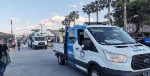 Zabıta, sahilde seyyar satıcılara geçit vermiyor
