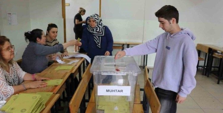 Selçukbey Mahallesi’nde muhtarlık seçimi sürüyor